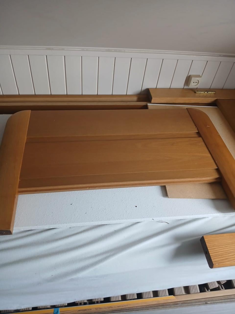 1 persoons verstelbaar bed