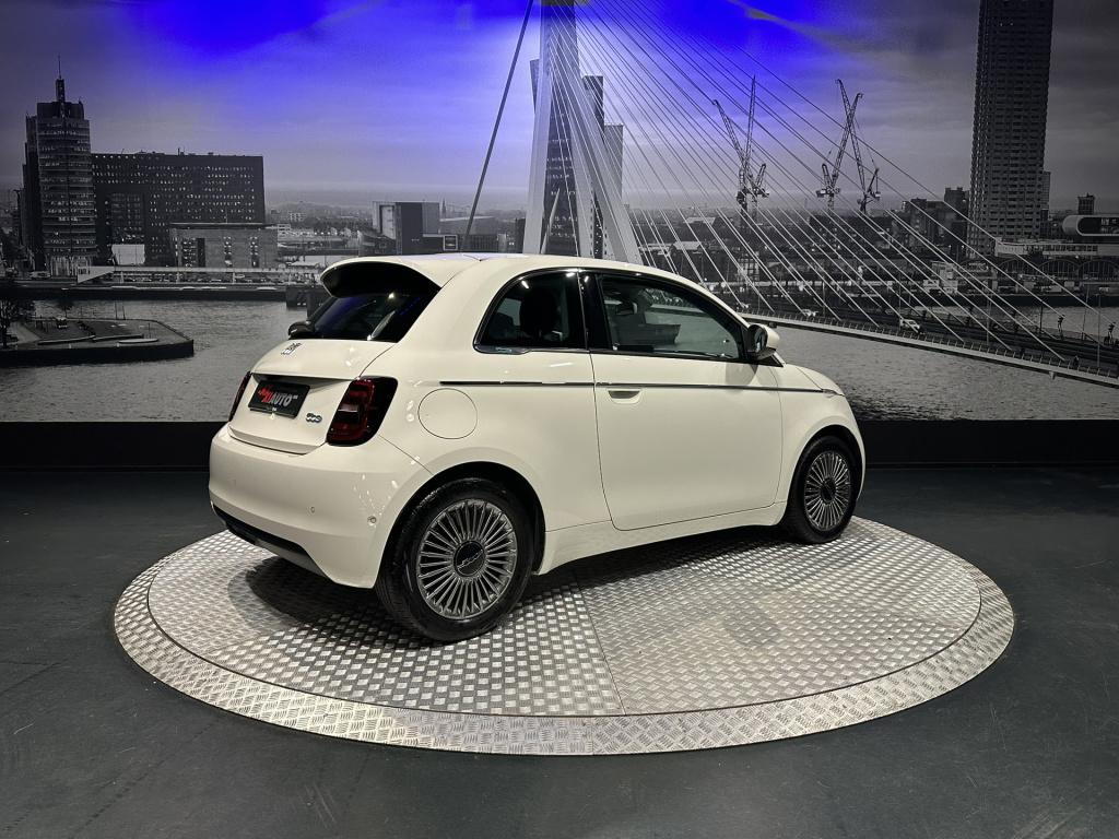 Fiat 500 icon 42 kwh *carplay*camera*