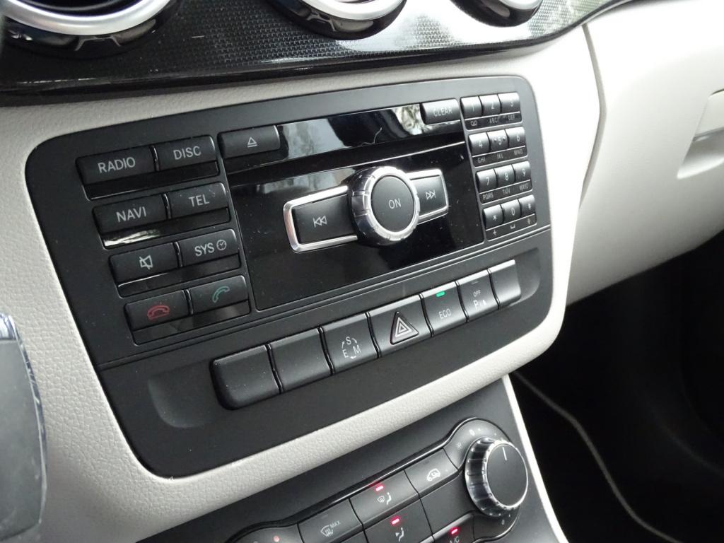 Mercedes-Benz B-Klasse 200 ambition automaat | leder | navi