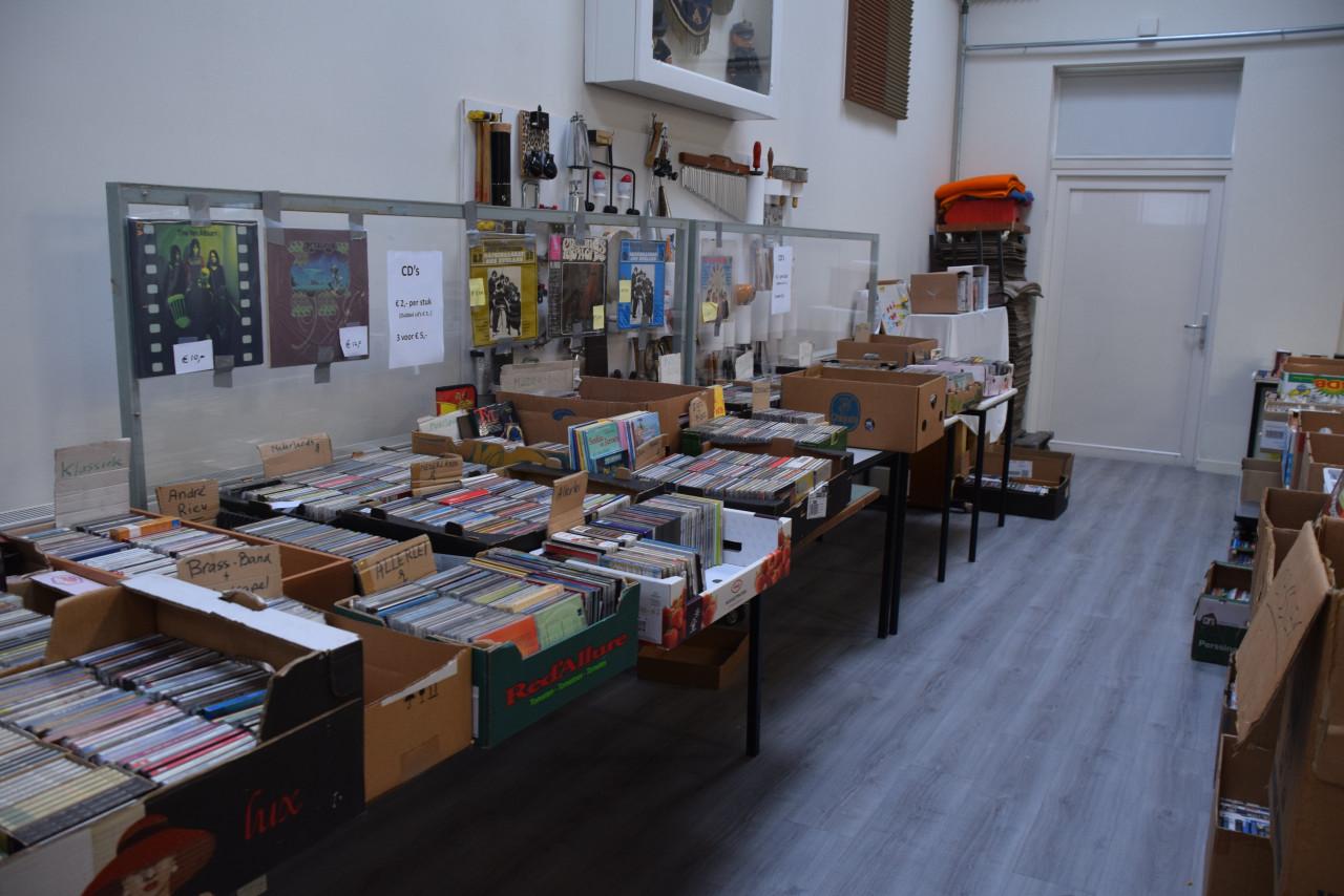 Jaarlijkse Grote Boekenmarkt Vlijt & Volharding.