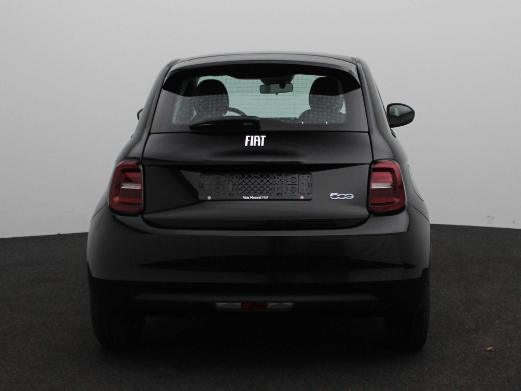 Fiat 500 42 kwh | direct leverbaar | apple carplay & android auto | cruise 