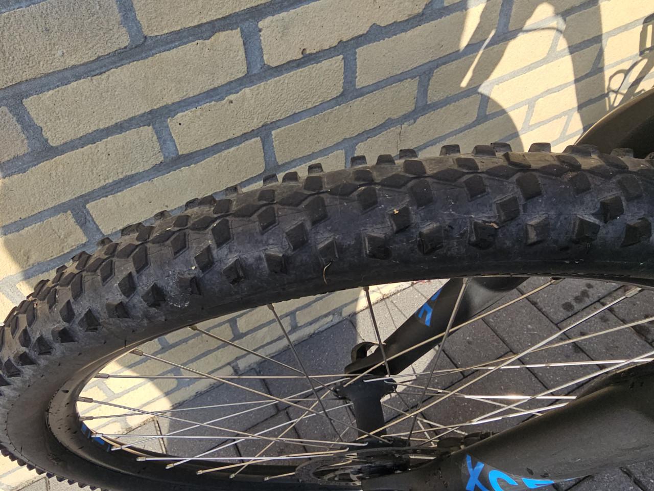 Cube mountainbike 27,5 inch ong 9 t.m 12 jaar
