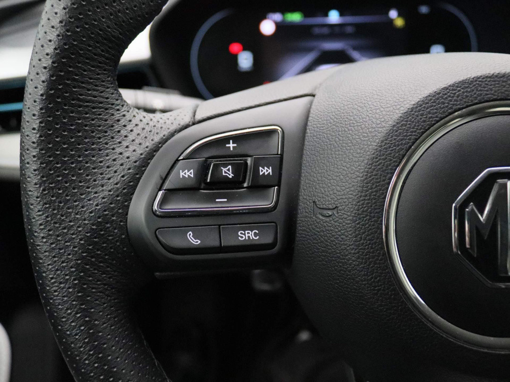MG 5 standard range luxury 50 kwh | leder | navi | 360 camera | apple carpl