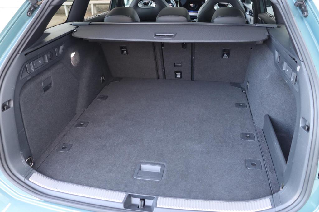 Volkswagen Passat variant 1.5 etsi r-line business dsg7 150pk