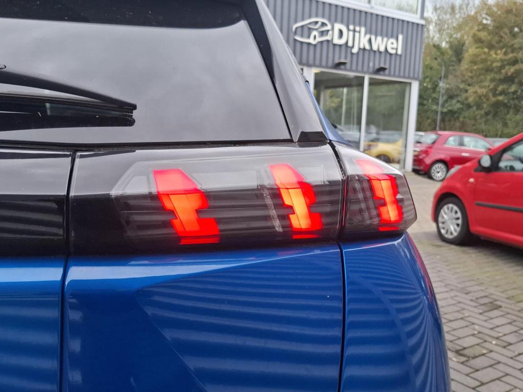 Peugeot 2008 suv 130 gt-line schuif-/kanteldak/cam/trekhaak