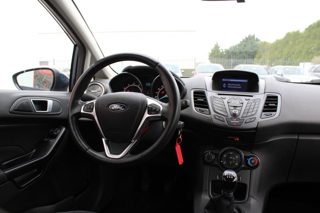 Ford Fiesta 1.0 style ultimate