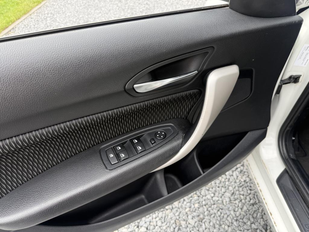 BMW 1 Serie 114i executive sportline 5-drs