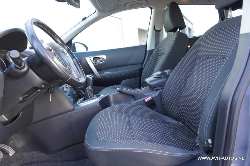 Nissan Qashqai 1.6 connect edition