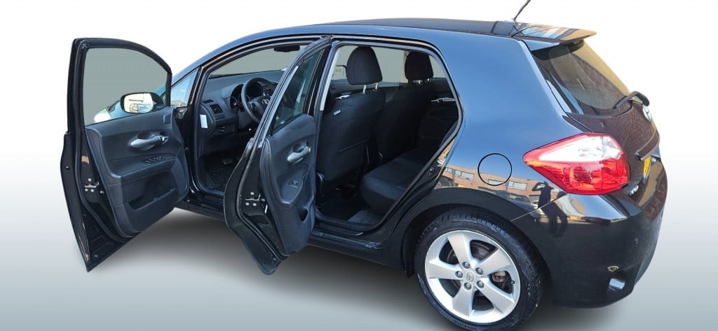 Toyota Auris 1.8 full hybrid dynamic verbruik 1:25 !!