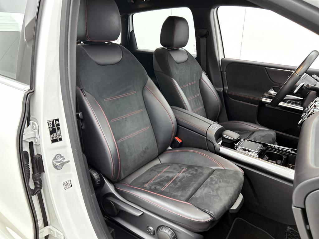 Mercedes-Benz B-Klasse 180 business solution amg | stoelverwarming | amg li