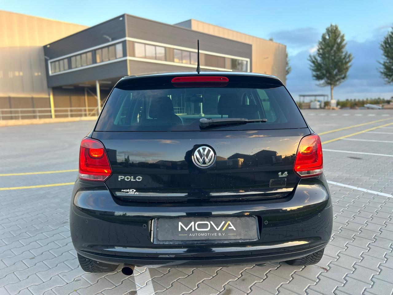 Volkswagen Polo 1.4-16V R-LINE|CRUISE CONTR|CARPLAY|AIRCO|