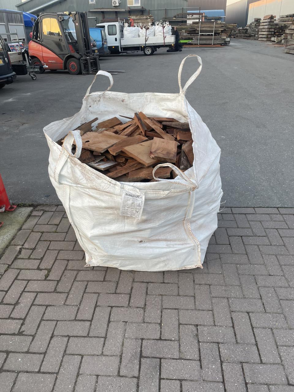 Resthout voor als kachelhout/haardhout