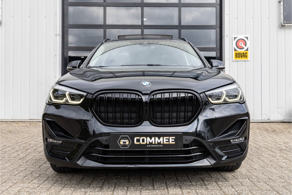 BMW X1 xdrive25e sport line ✅pano✅navipro✅sportstoelen