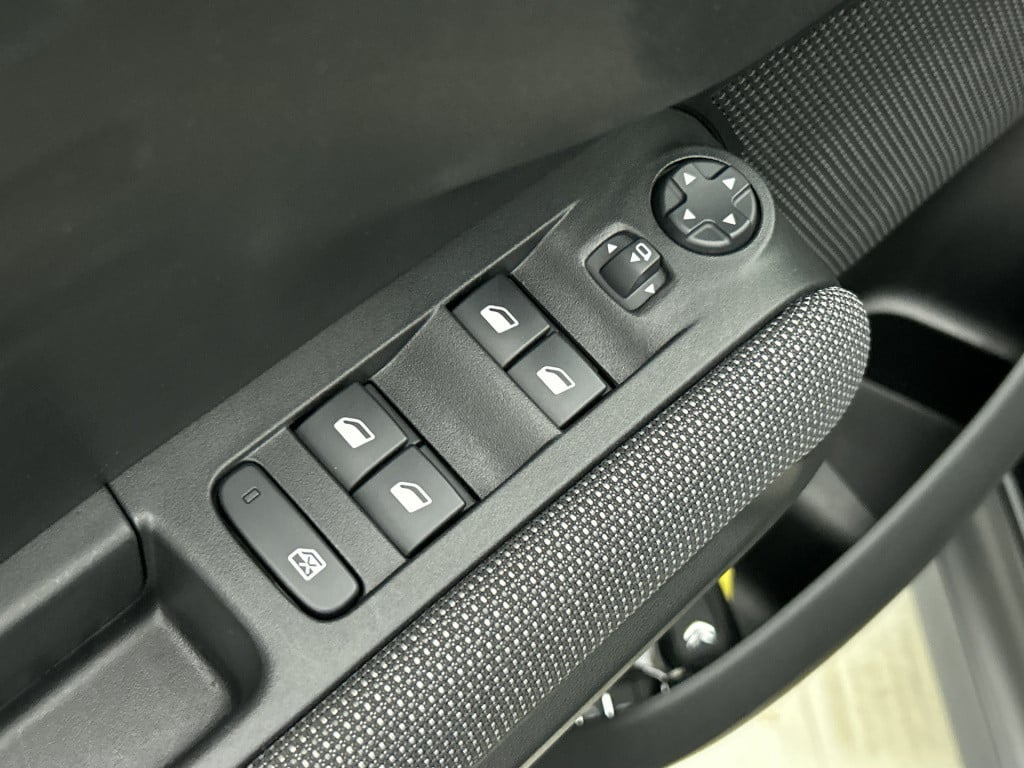 Citroen C3 Aircross 110 pk max | rijklaar | keyless | head up display | nav