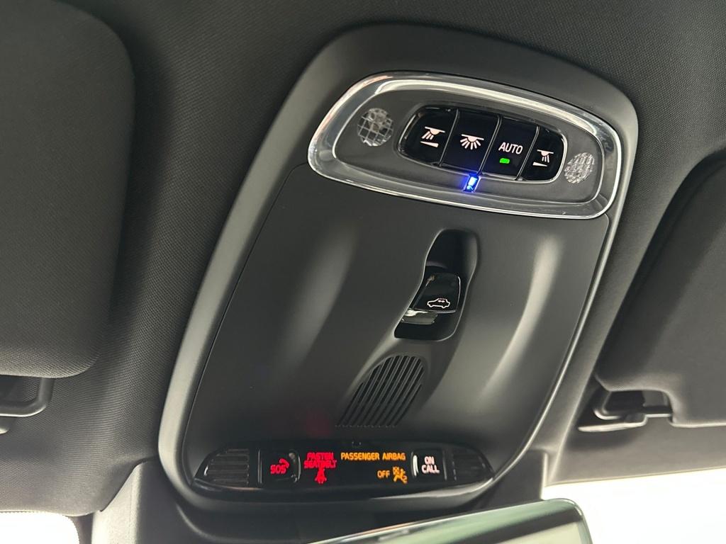 Volvo V90 t8 390pk recharge r-design | full options!!