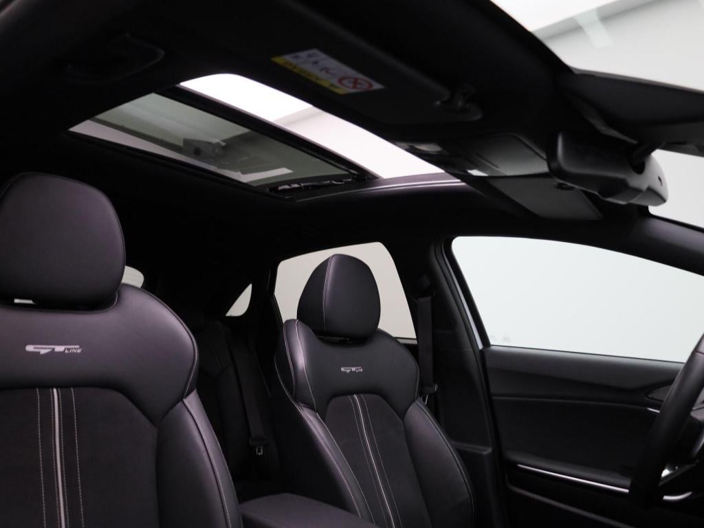 Kia Cee'd 1.5 t-gdi gt-line | panoramadak | navigatie | half leder | apple 