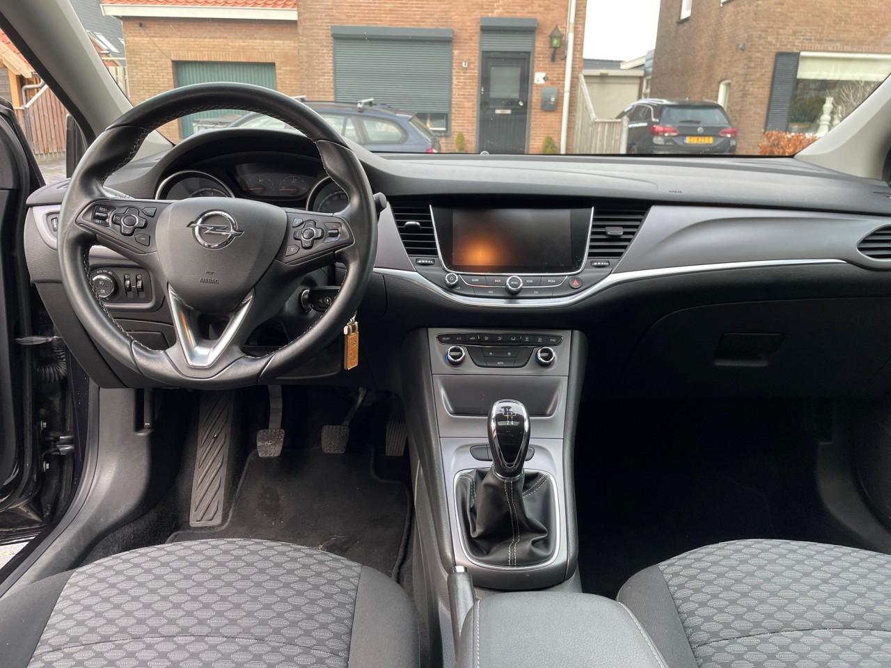 OPEL ASTRA SPORTS TOURER