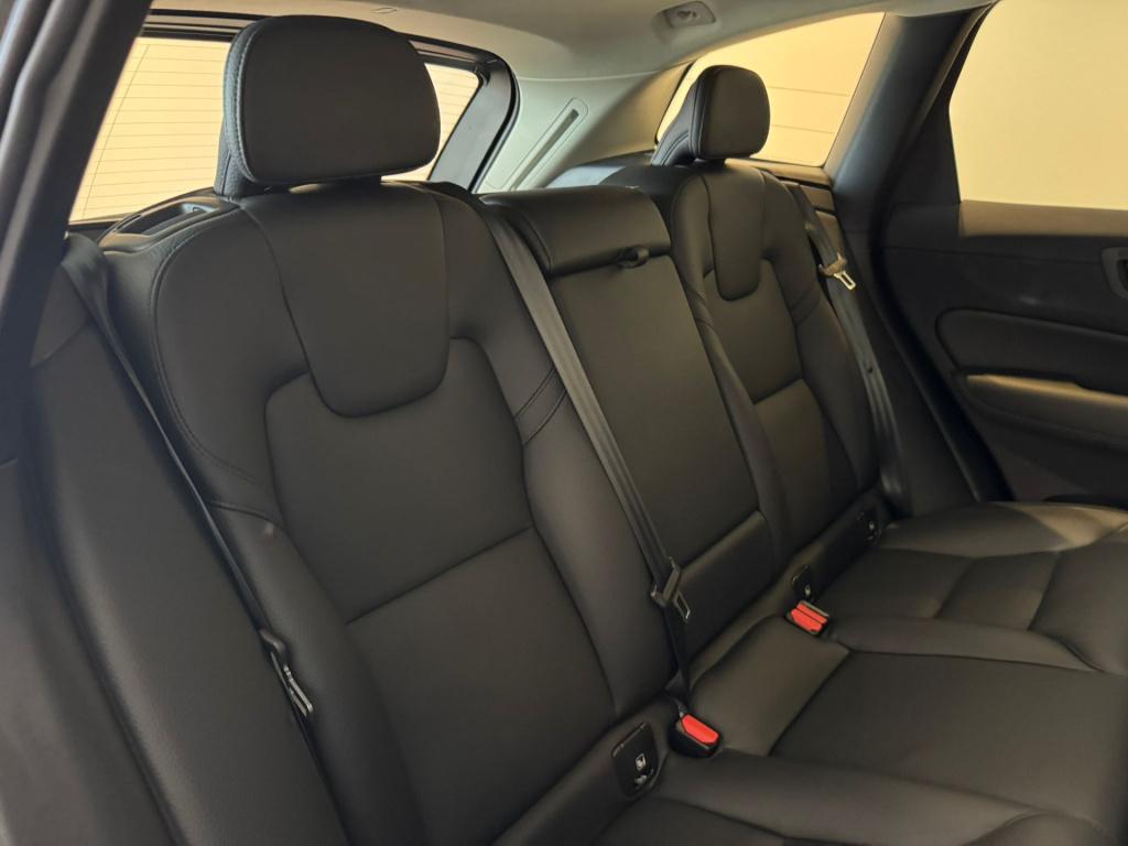 Volvo XC60 2.0 b4 business pro