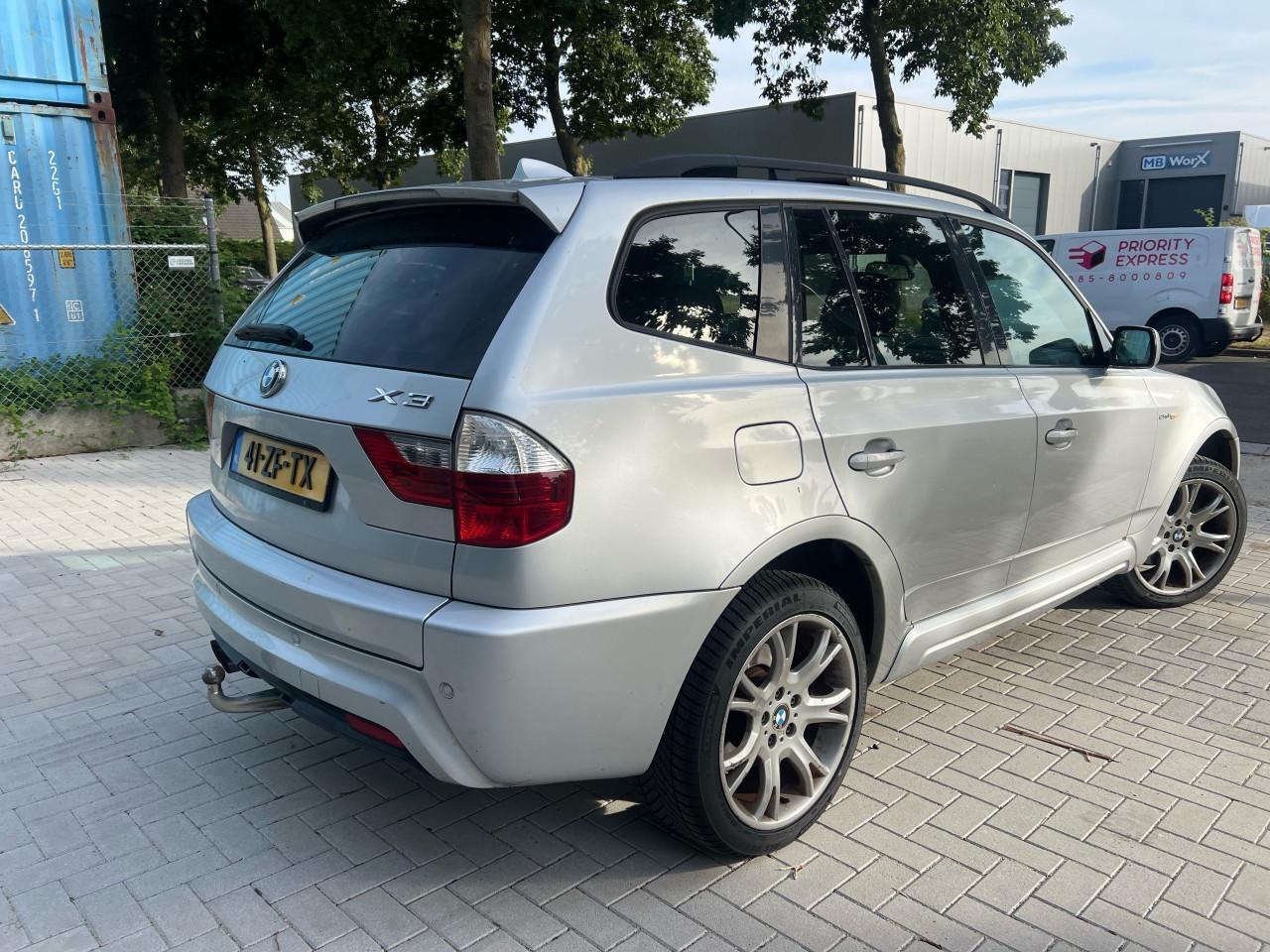 BMW X3 2.5si High Executive pano/automaat