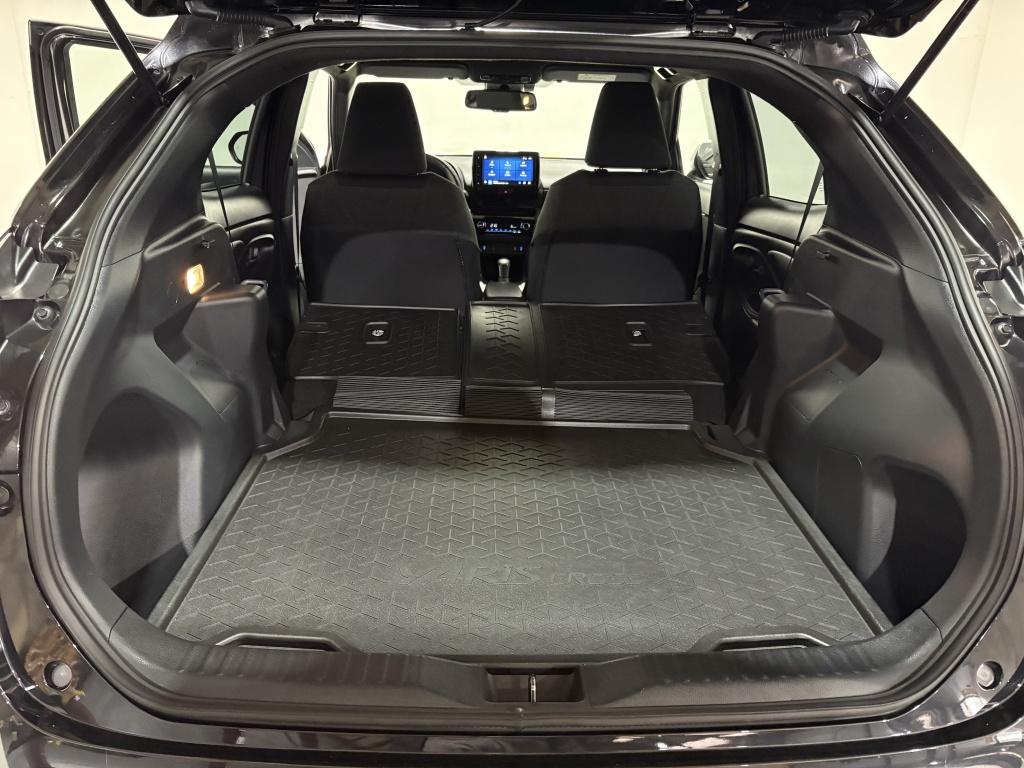 Toyota Yaris Cross 1.5 hybrid team d | navi | pdc | bsm | winterpakket