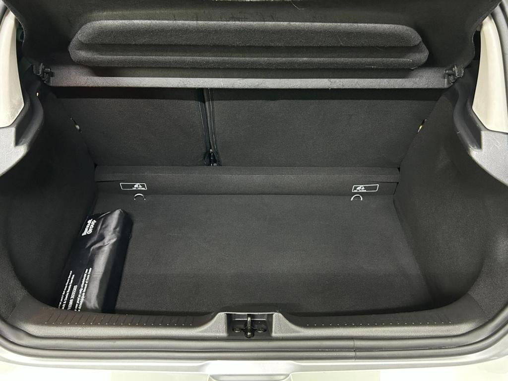 Renault Clio occasion 0.9 tce limited | grijs | airco | tweedehands renault