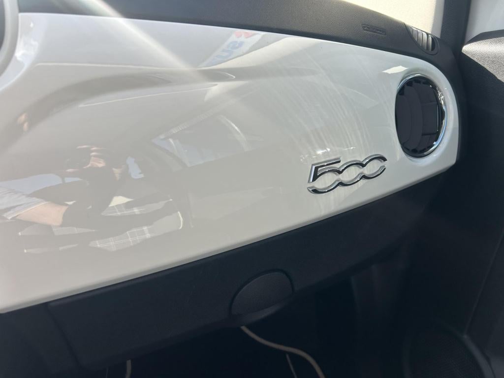 Fiat 500 1.0 hybrid launch edition