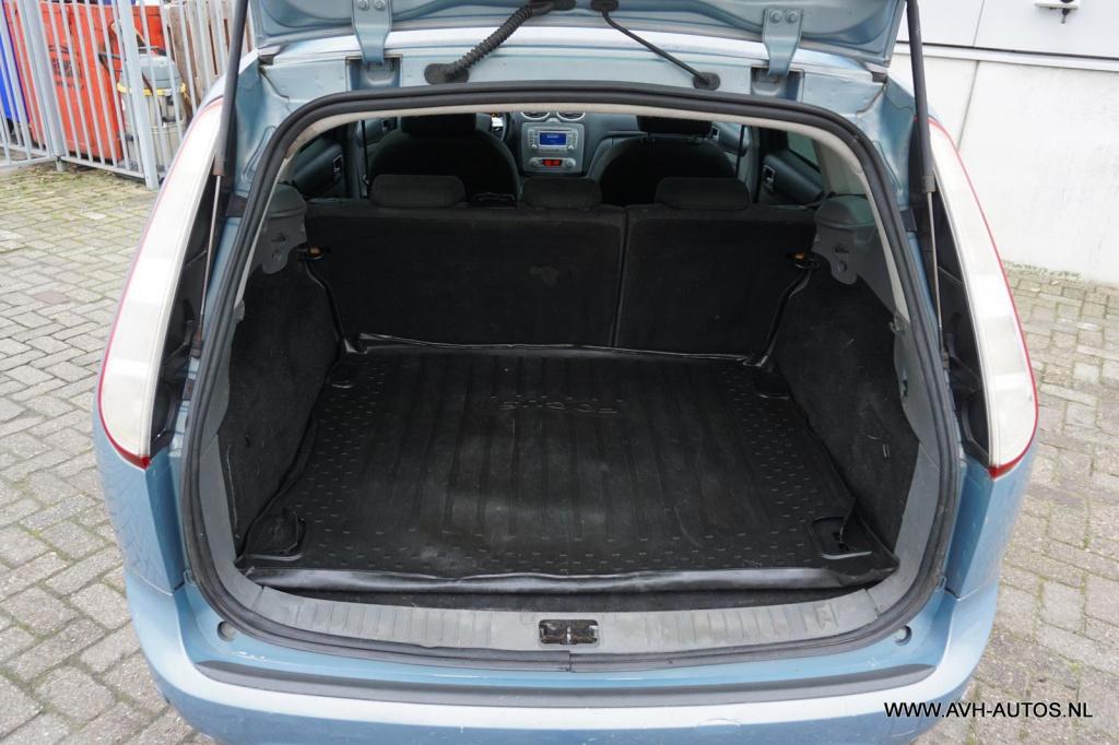 Ford Focus wagon 1.6 titanium