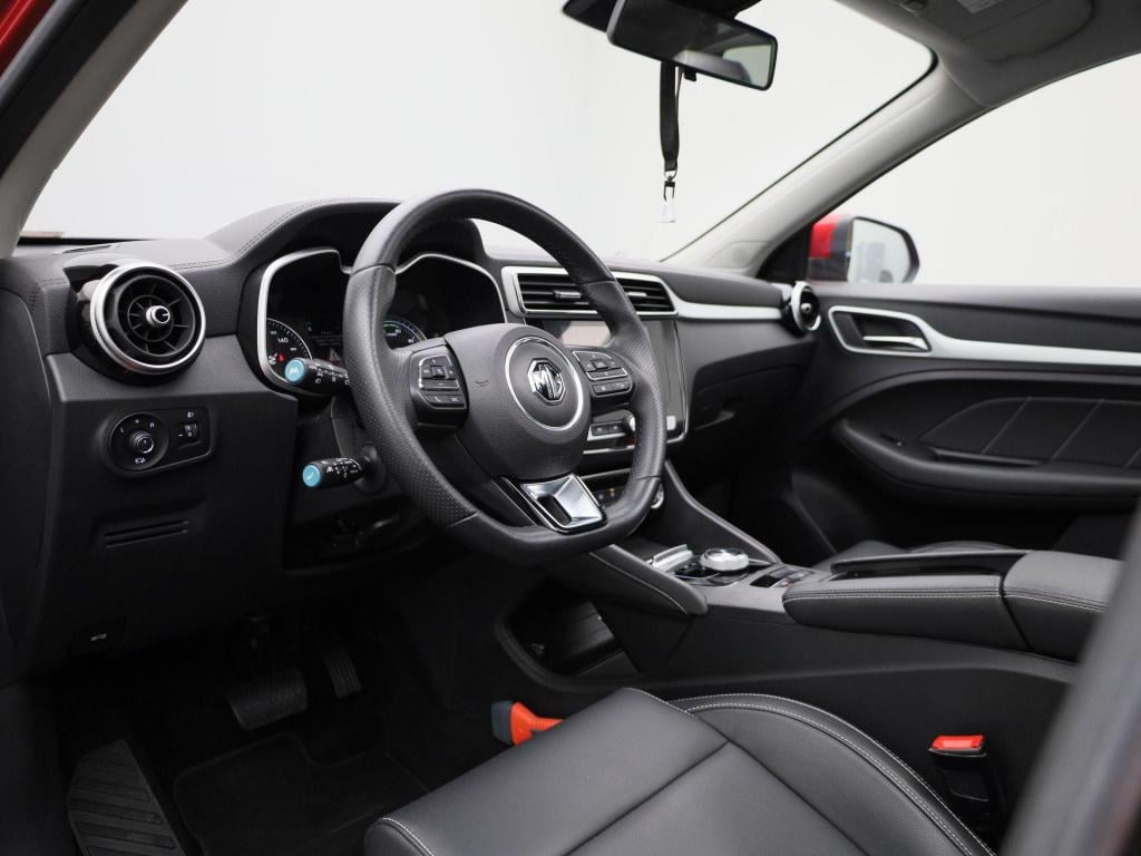 MG Zs Ev luxury 45 kwh | panoramadak | leder | apple carplay - android auto