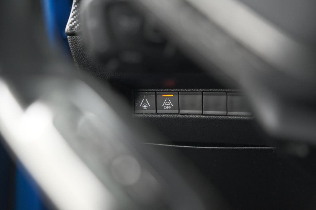 Peugeot 208 ev gt pack 50 kwh | camera | adapieve cruise control | stoelver