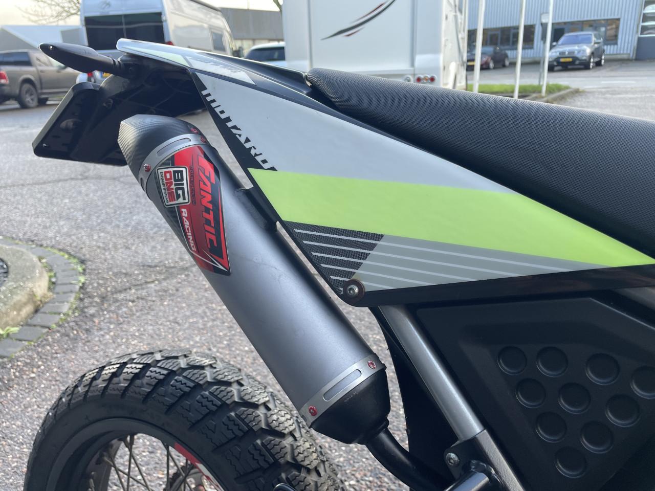 FANTIC 50 SCHAKELBROMMER