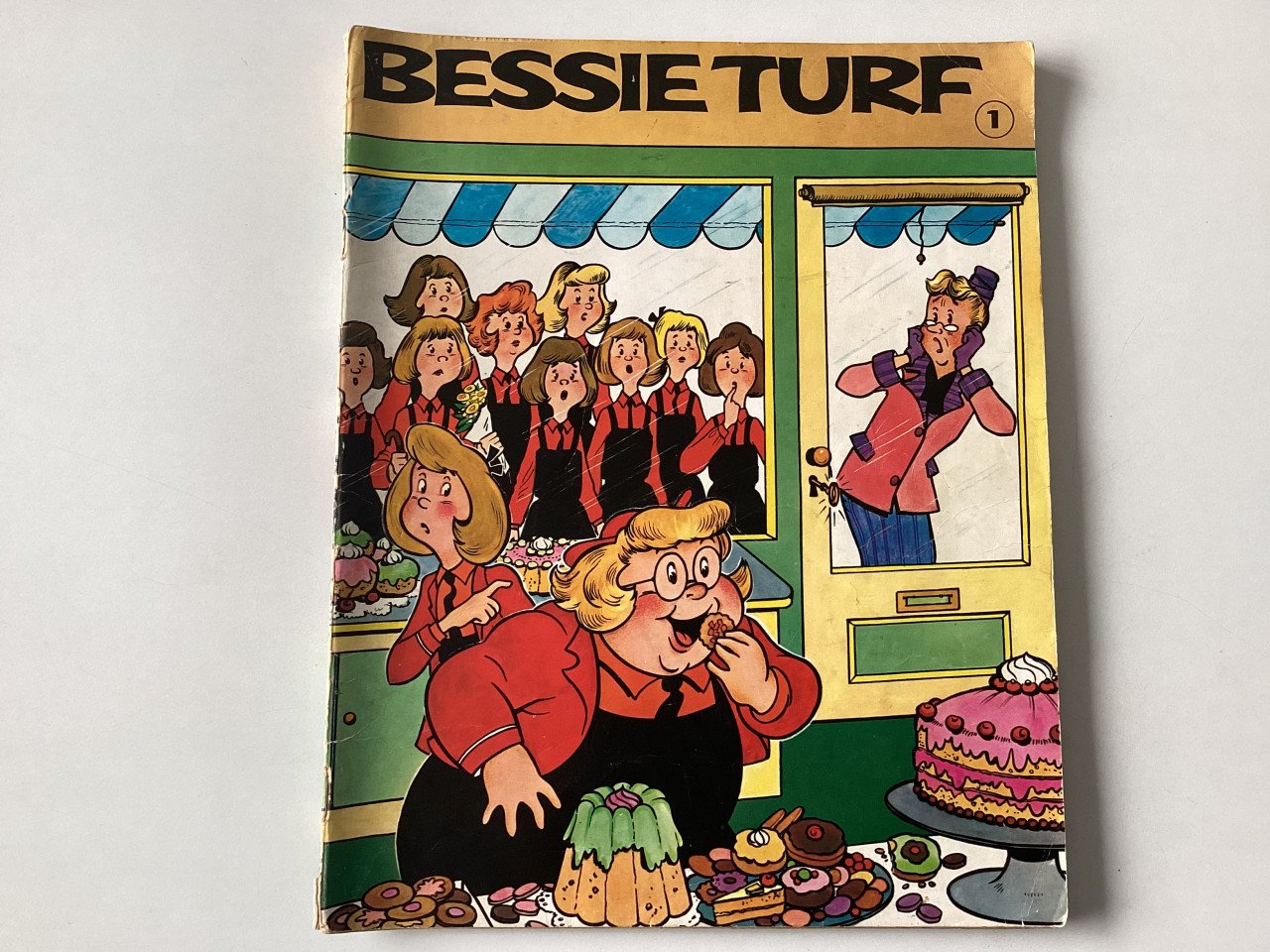 Verschillende stripboekjes van Bessie en Billie Turf.