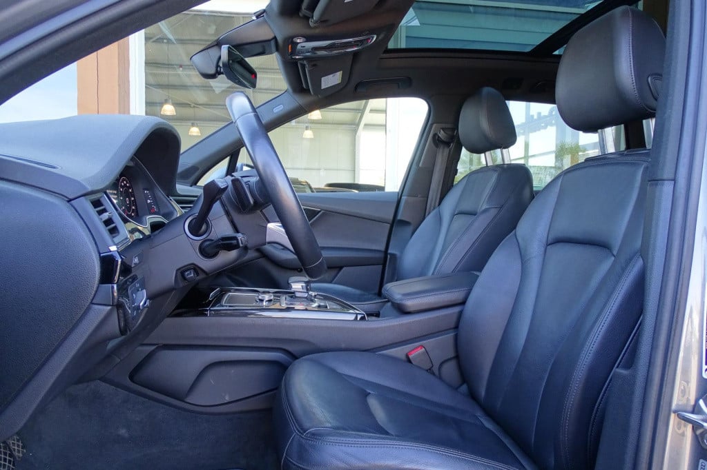 Audi Q7 3.0 tfsi quattro pro line + 7p