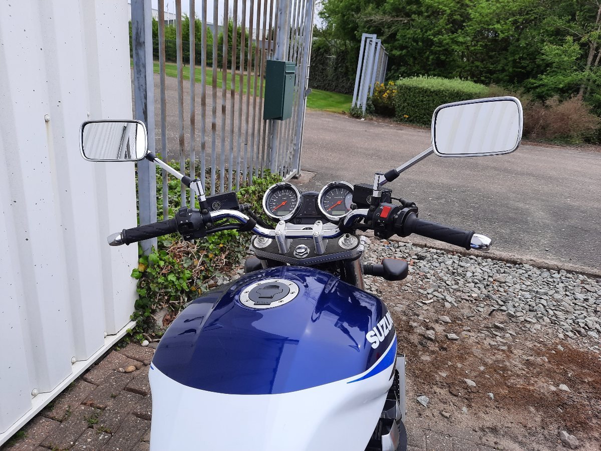 Suzuki GSX1400 uit 2005, mooie naked bike