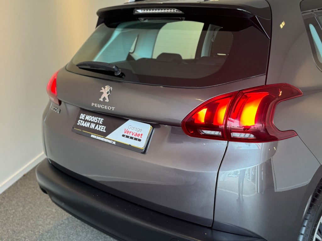 Peugeot 2008 1.2 puretech active