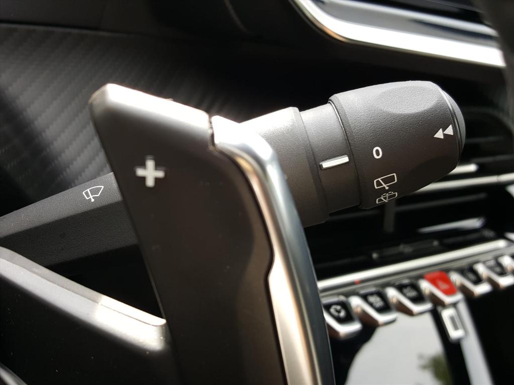 Peugeot 2008 1.2 130pk allure automaat eat8 apple carplay & android auto | 