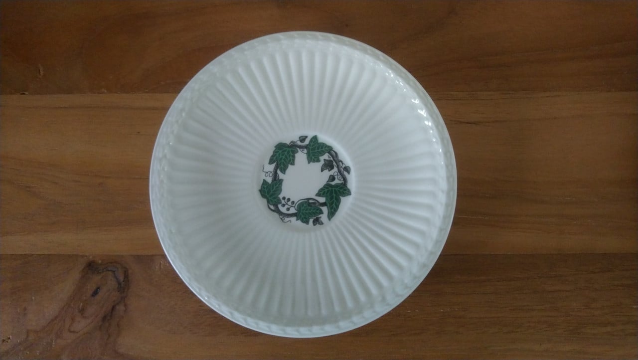 Set van 2 Wedgwood Stratford kop en schotels