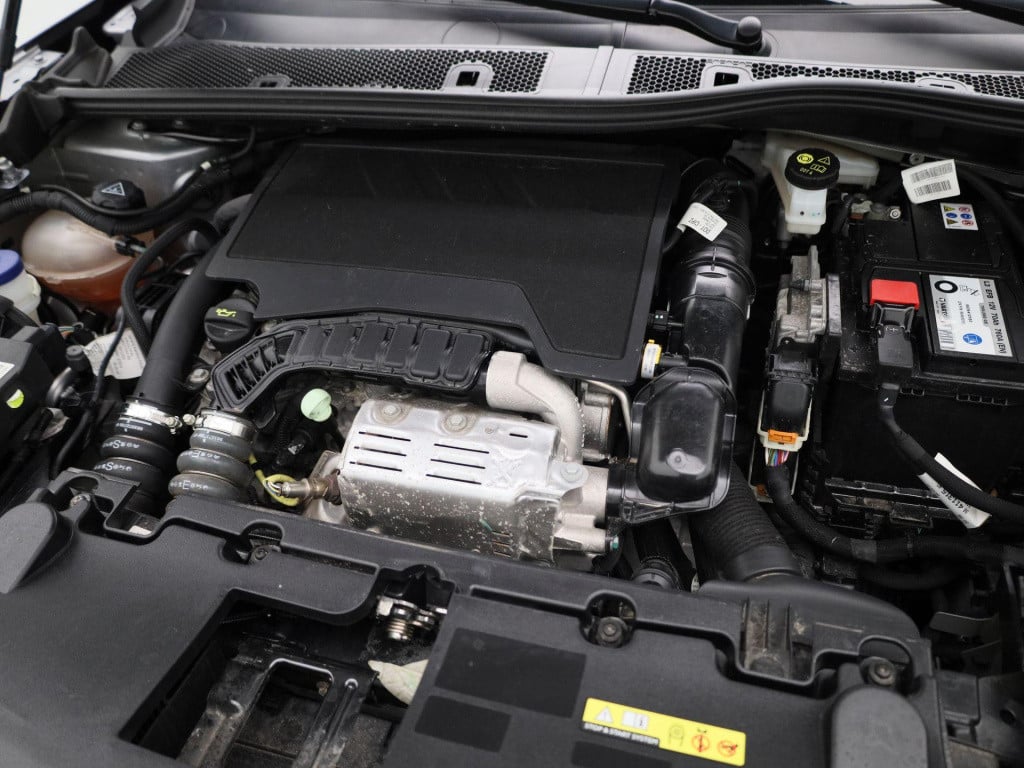 Opel Mokka 1.2 edition | parkeer sensoren | navigatie | airco | led | virtu