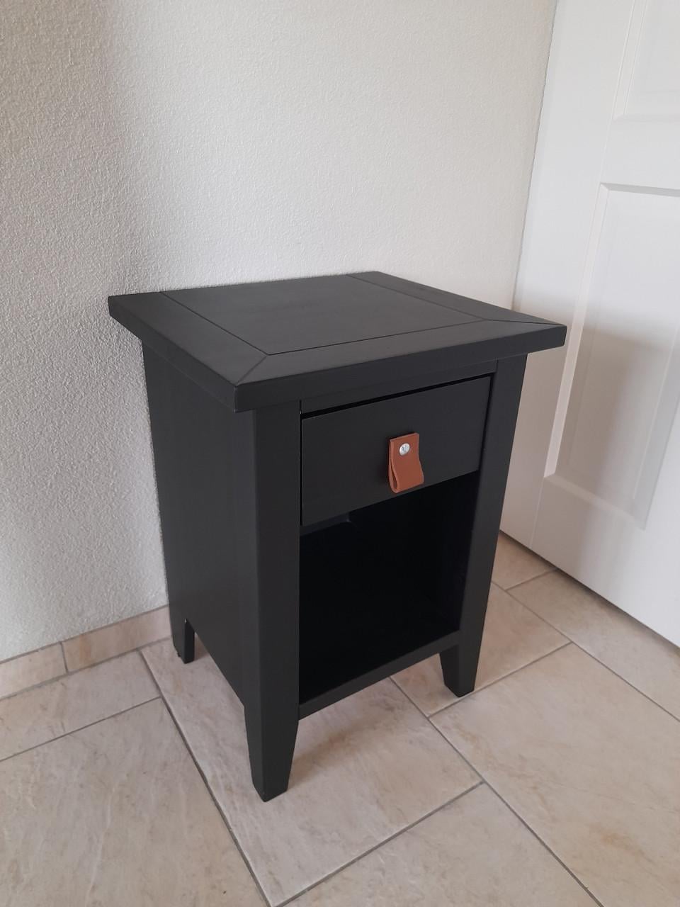 Leuk nachtkastje (in goede staat)