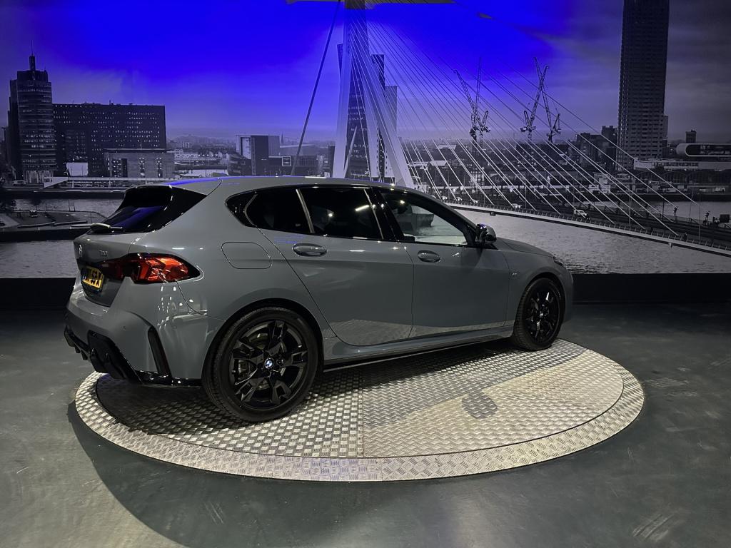 BMW 1 Serie 120 m sport design edition *hud*360camera*sportstoelen*