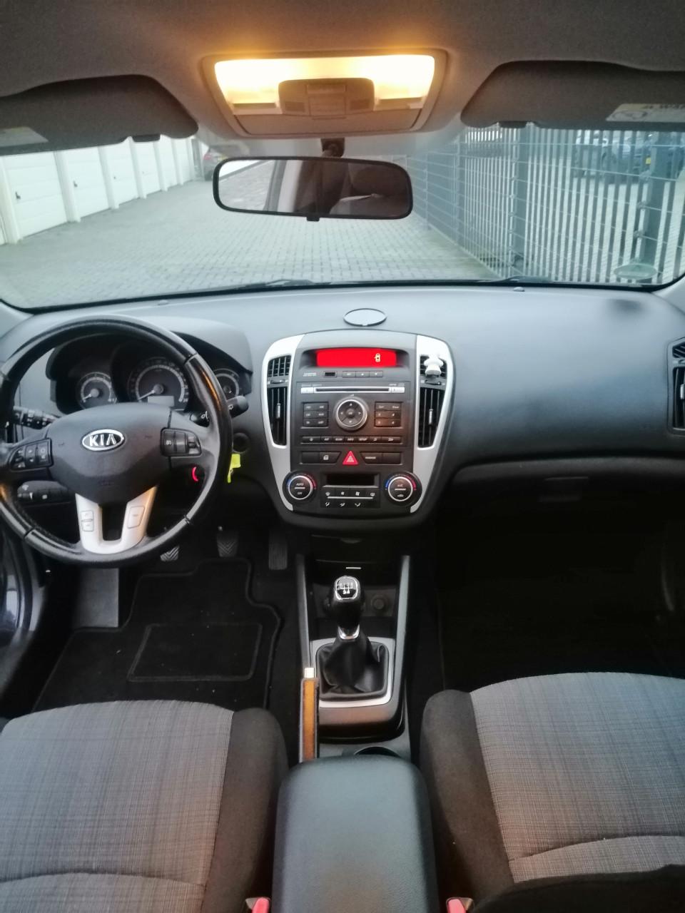 Kia cee'd 2011
