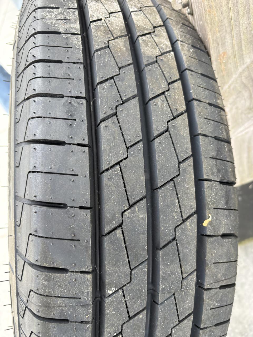 MaxMiler Pro 2 caravanband op stalen velg