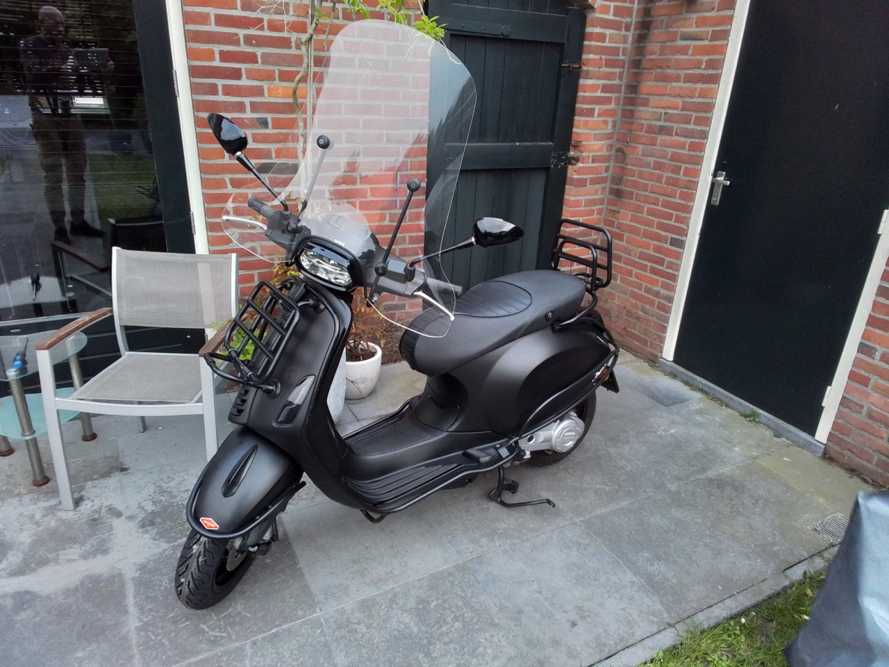 Vespa Sprint Notte zwart special edition 2020