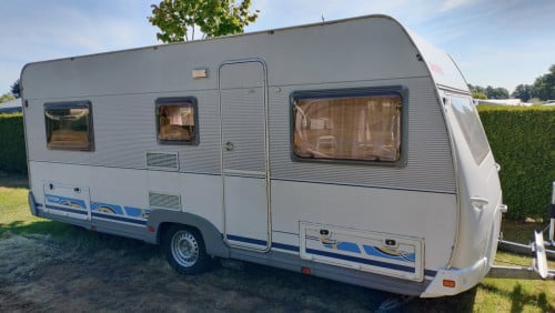 Dethleffs 540 TOP!!! met mover en voortent