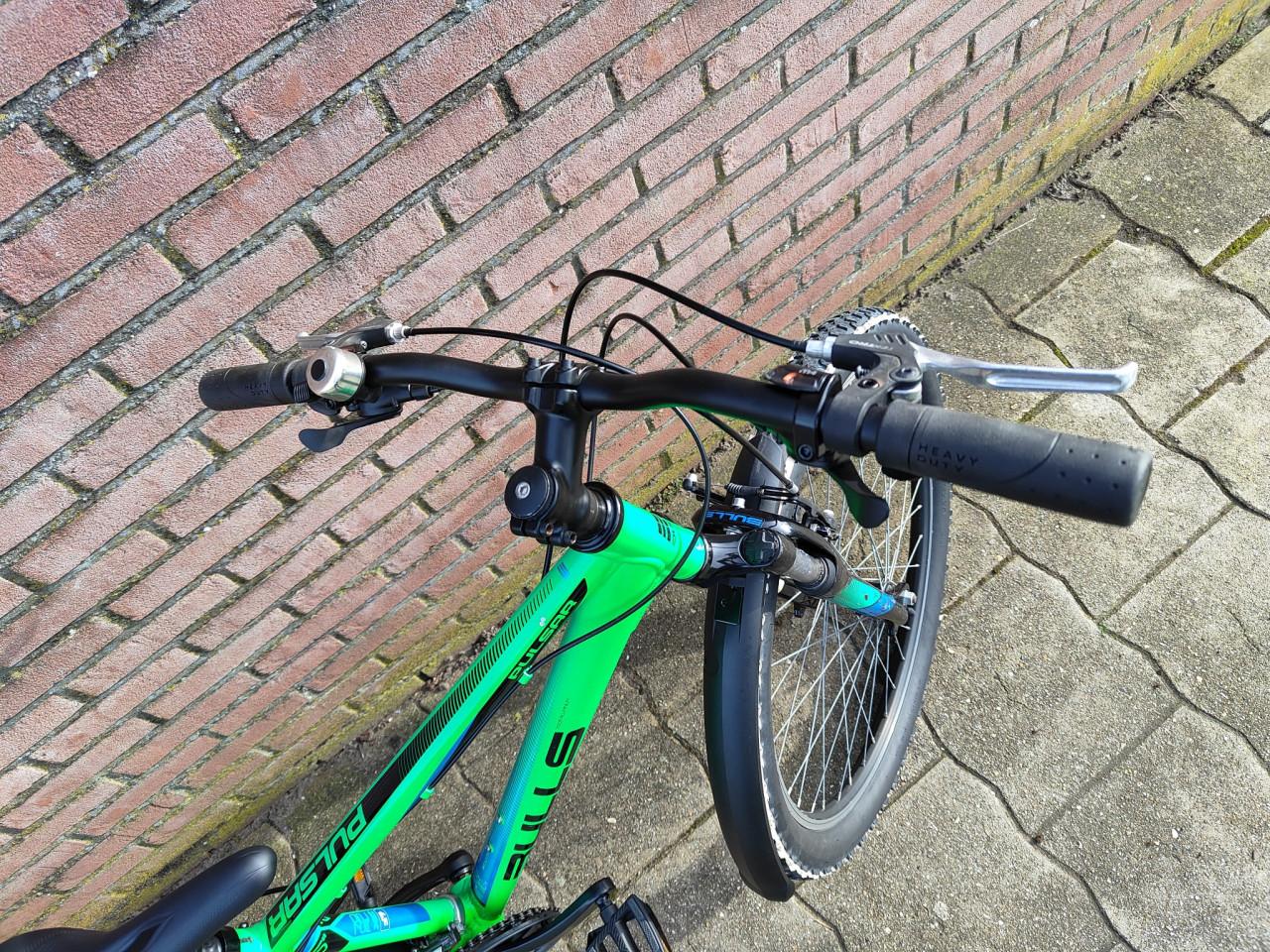 Bulls Pulsar 26 inch mountainbike 24 versnellingen verering