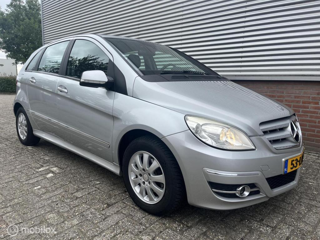 Mercedes-Benz B-Klasse 180 business class | orig. nl | trekhaak | apk