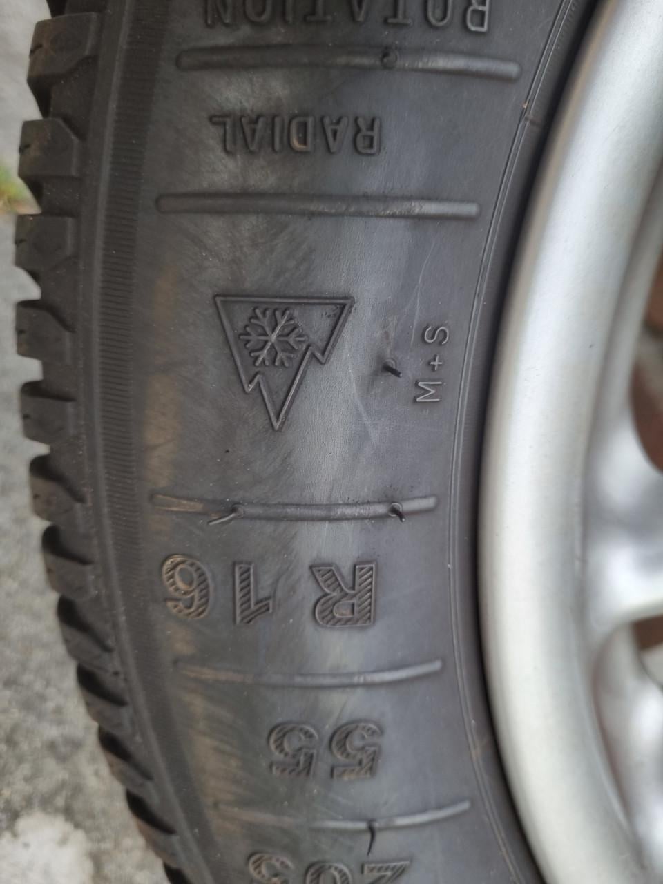 Winterbanden + AZEV Velgen 205/55R16 o.a. voor MB W204