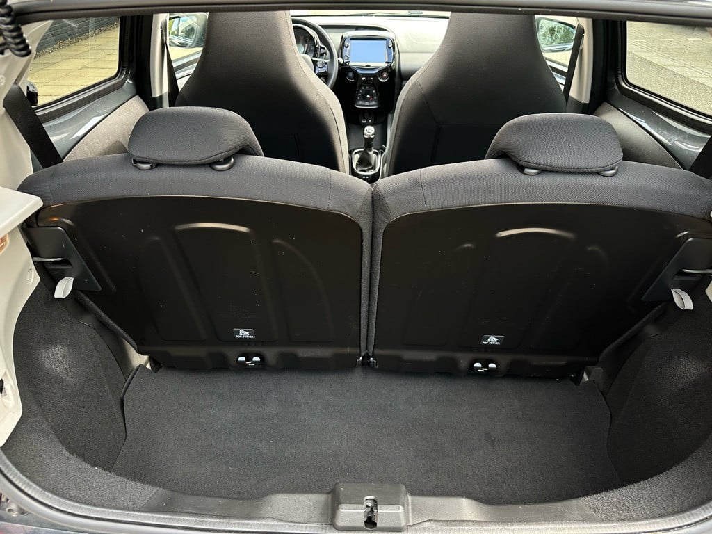 Peugeot 108 1.0 e-vti // cabrio // 13.000km! // veel opties //