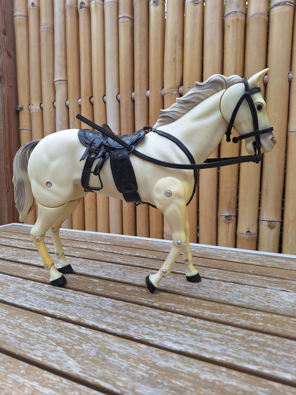 Barbie paardenstal met accessoires