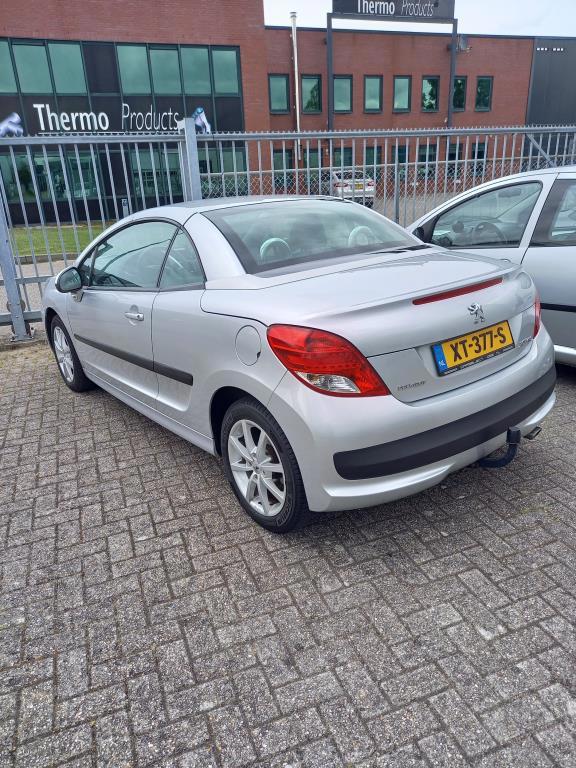 Peugeot 207 cabriolet cc 1.6 vti griffe