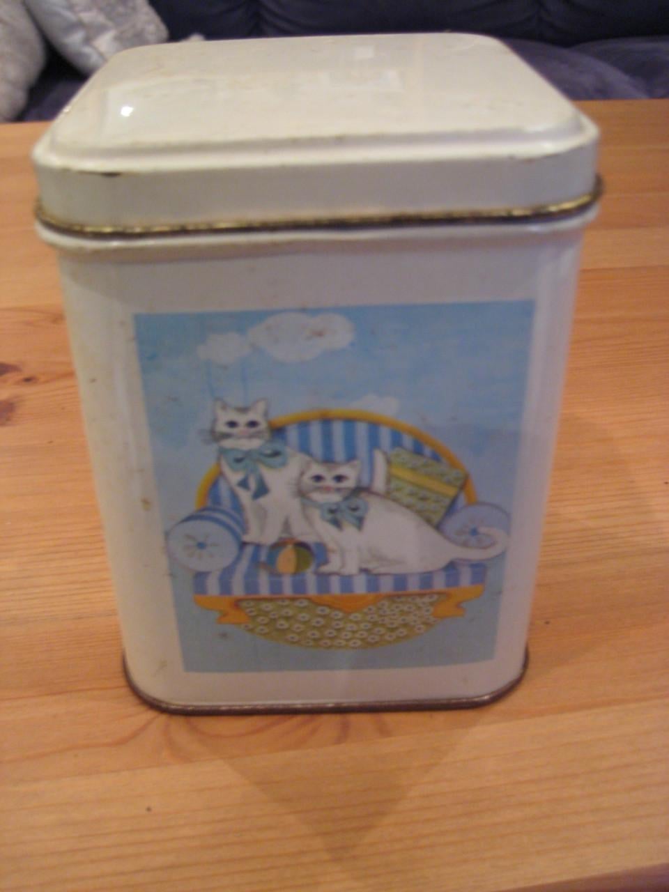 Verzameling koektrommels , doos 8